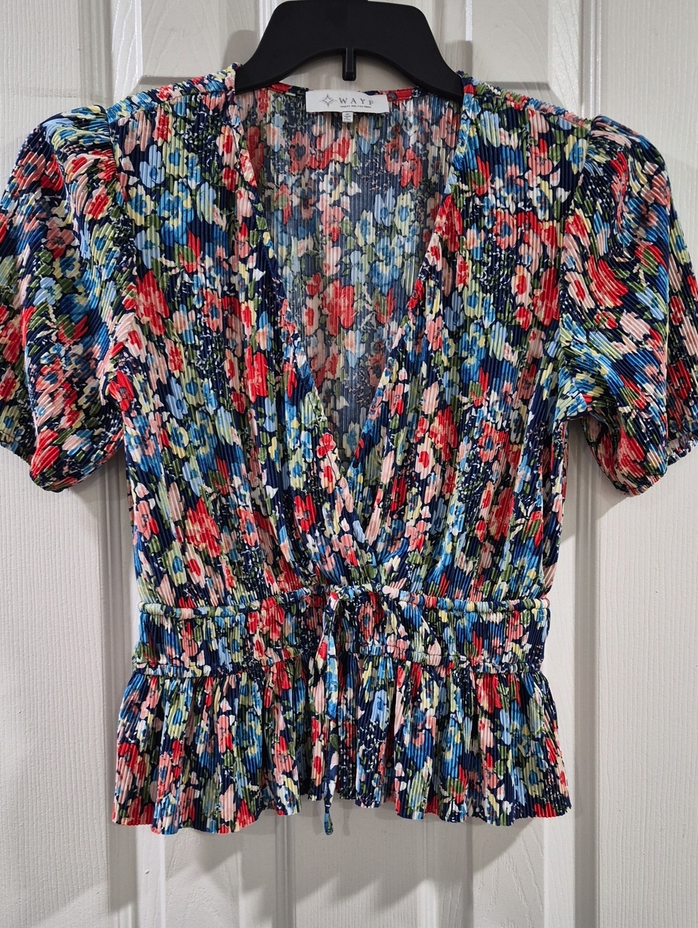 WAYF Navy Floral Pleated Tie-Front Blouse